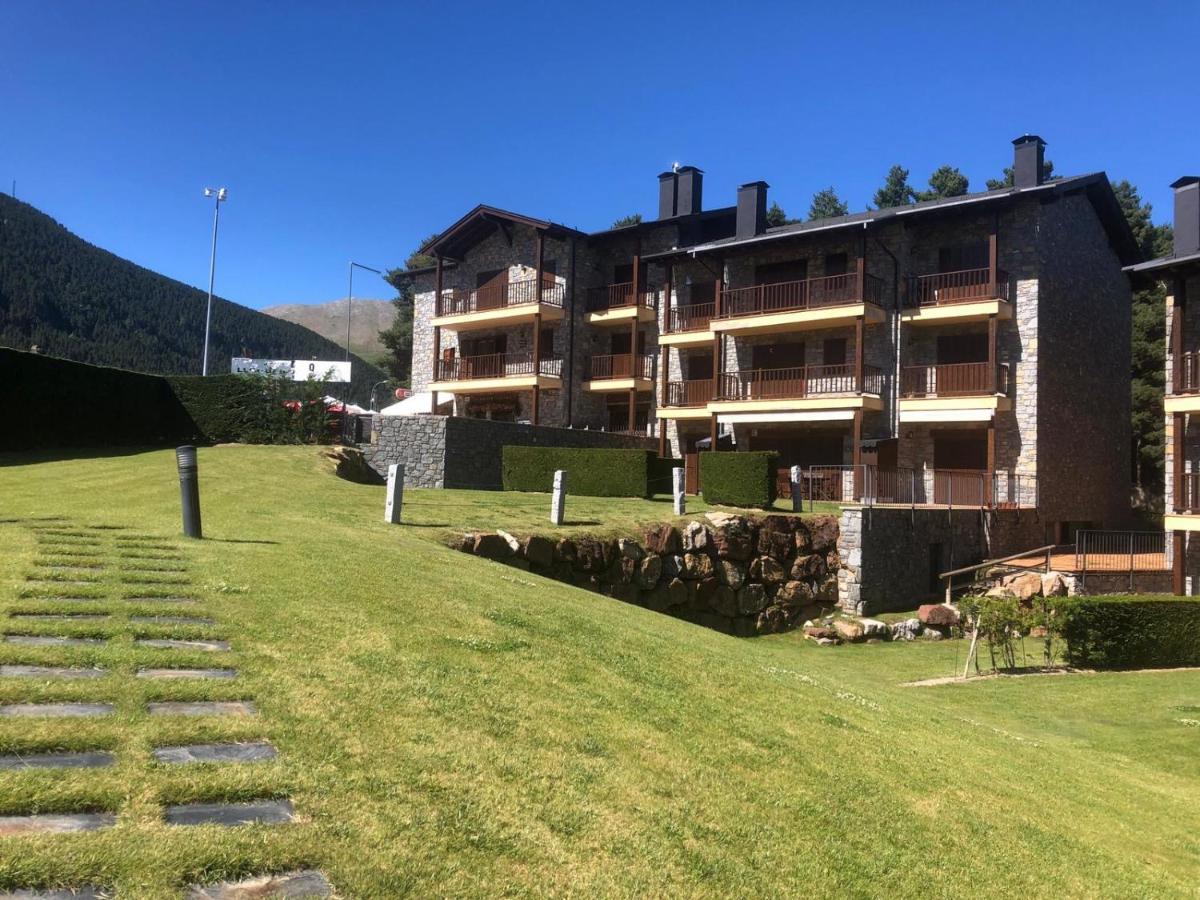 Апартаменты Panoramic Residencia Pista Llarga Альп Экстерьер фото